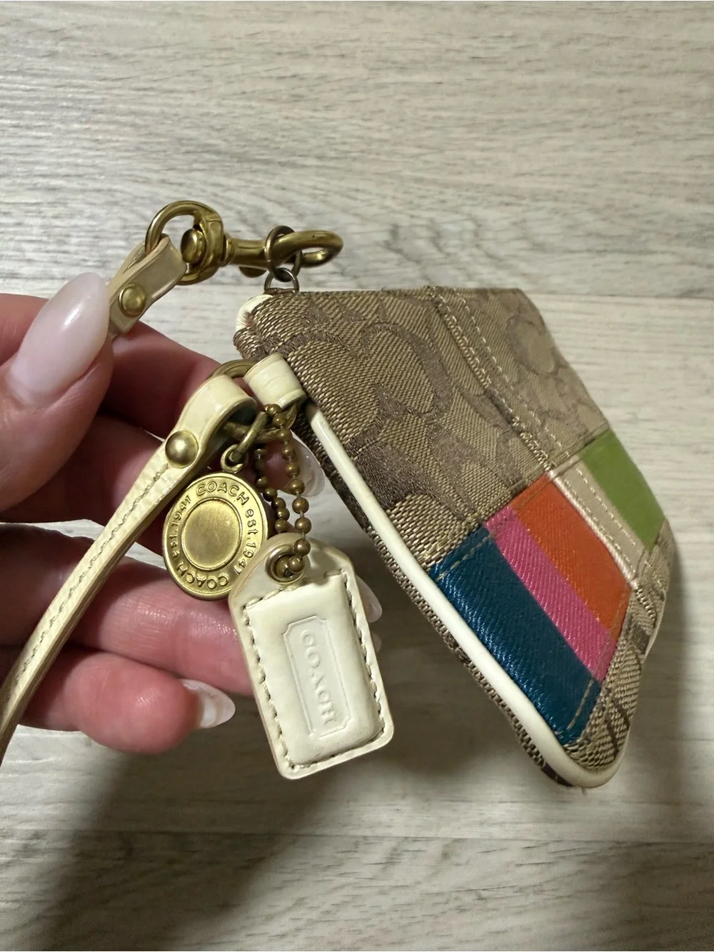 COACH Canvas Wristlet No.A0749-40542 Multicolor Pouch Wallet Authentic